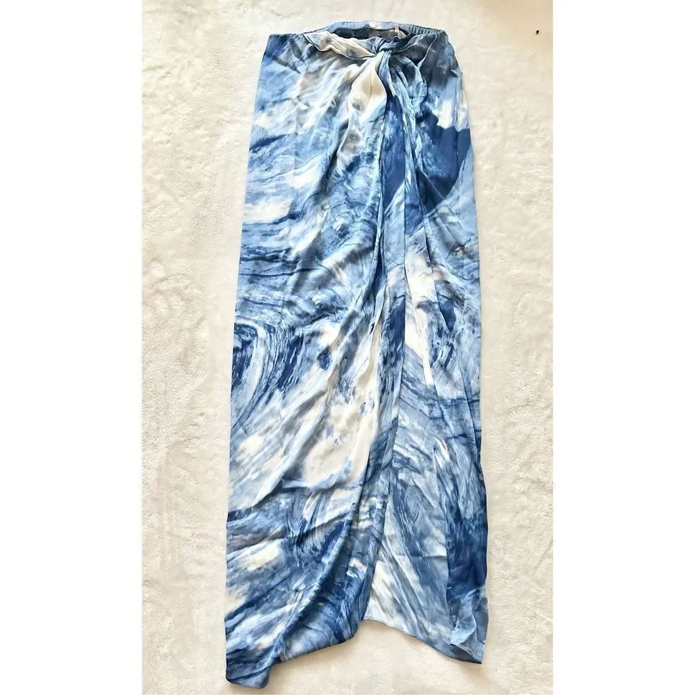 Elie Tahari blue and white tulip style split lightweight skirt size xs￼
